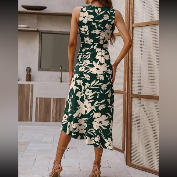 Boho floral print ruffle trim wrap knot dress - Picture 3 of 6